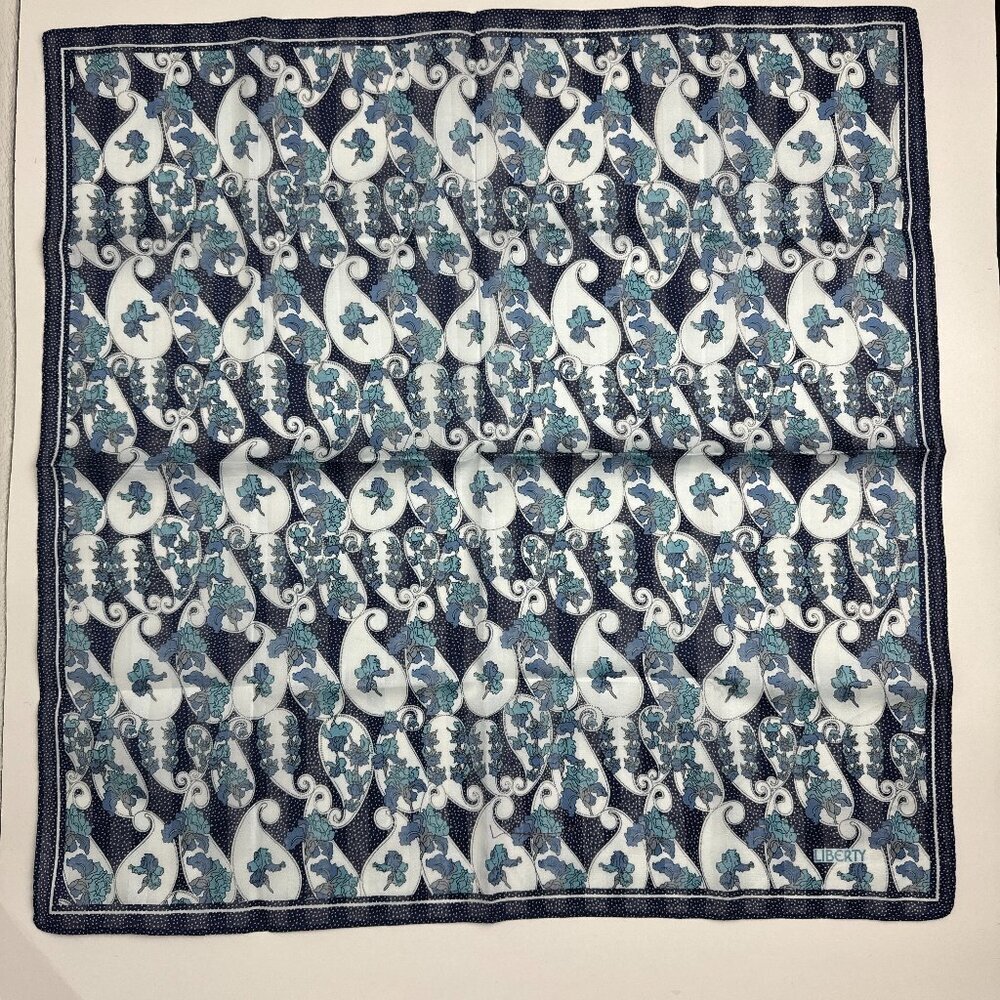 NWOT Liberty Scarf /Bandana Handkerchief 20" x 20"